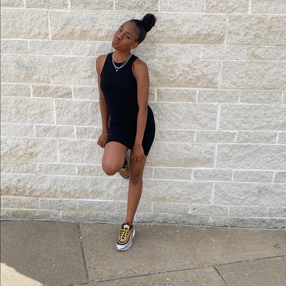 Meet your Posher, Kalese